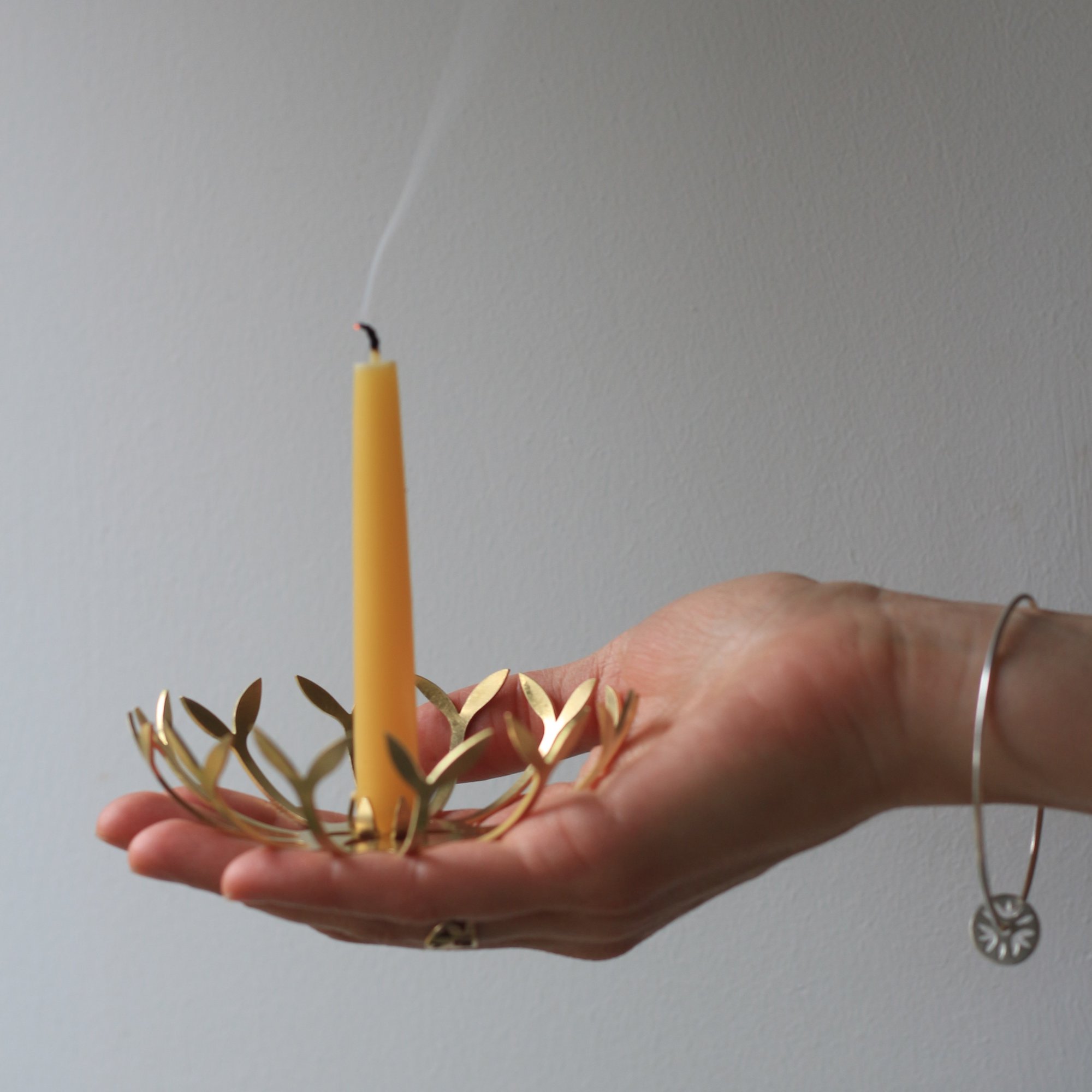 minä perhoen candle真鍮木製ゴールド f88ffad5dbcb5fd9a40d5e93db4c3a